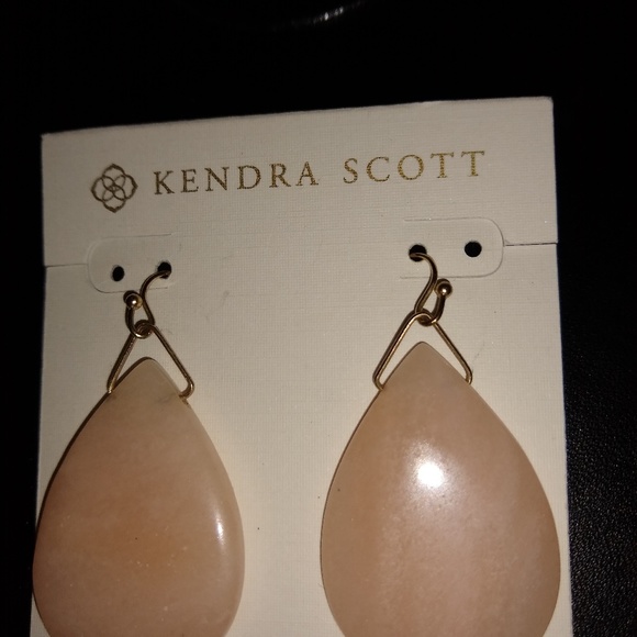 Pink quartz earrings - Picture 3 of 4